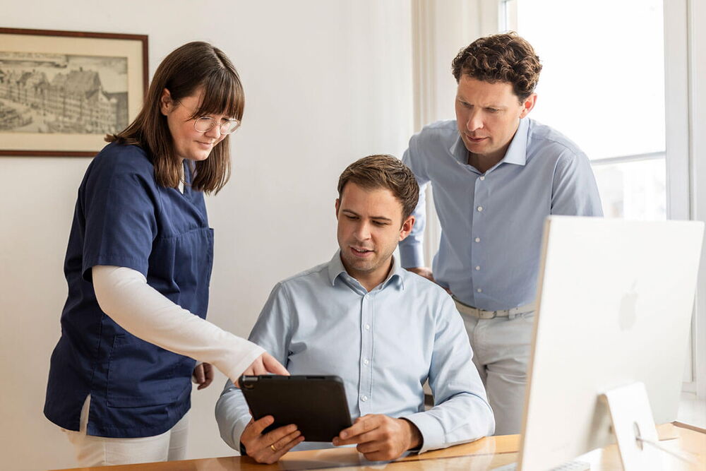 Konsultation am Tablet